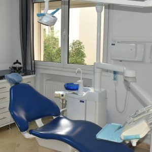 ahmed dakhli dentist