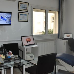 ahmed dakhli dentist