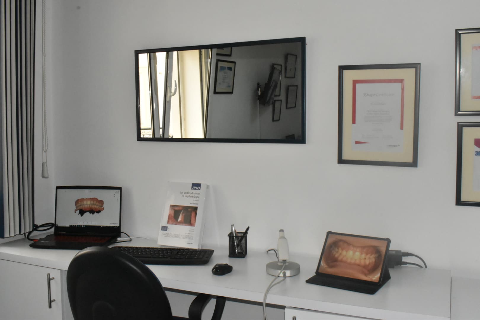 ahmed dakhli dentist